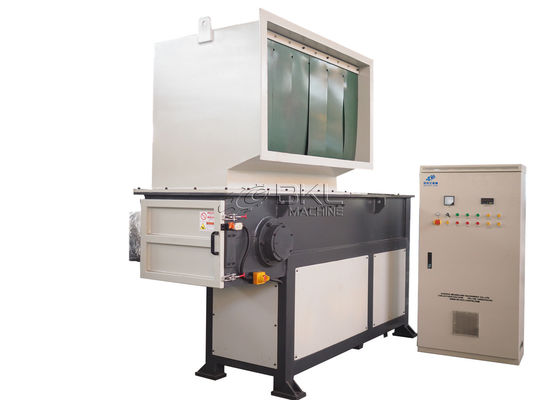 Пластиковые шишки преграждают одиночную машину шредера вала 30kw повторно используя 100mm